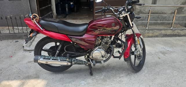 Yamaha  YB 125Z DX model 2021 42000 original millage. complete