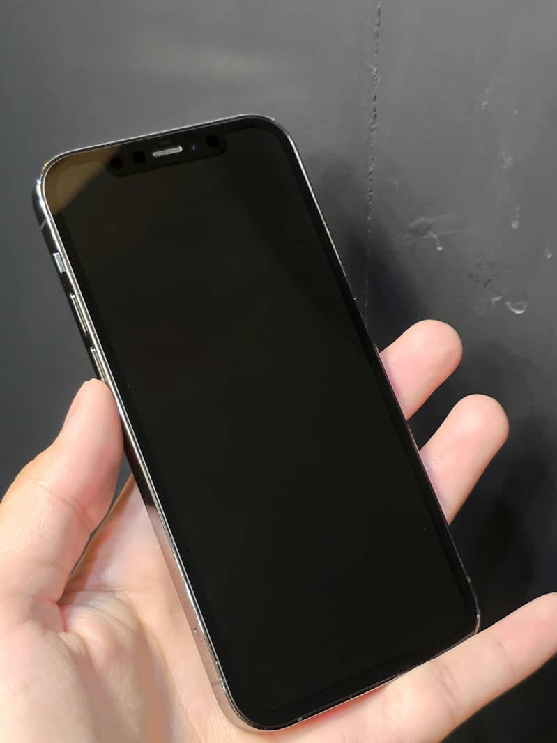 iPhone 12 Pro 11