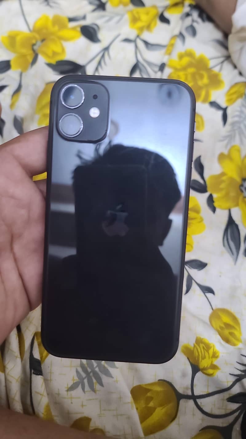 Apple iPhone 11 0