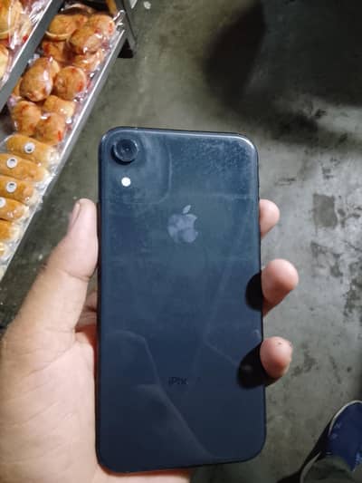 Apple iPhone XR
