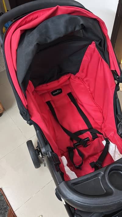 Evenflo Push Chair and Carry Cot. Complete Package