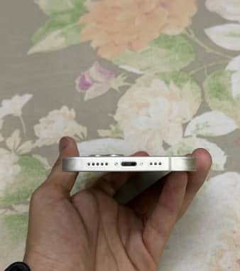 Apple iPhone 14 Pro 4