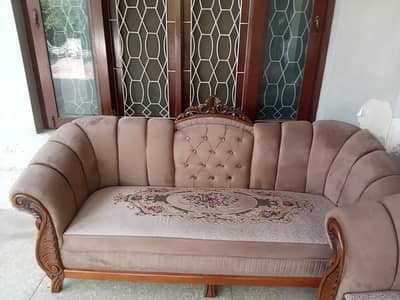 7 seater brand new sofa for urgent sale at reasonable price