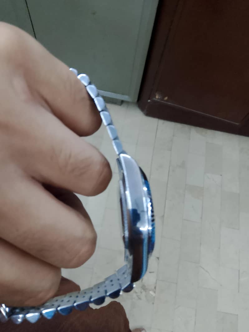 Rolex date just 4