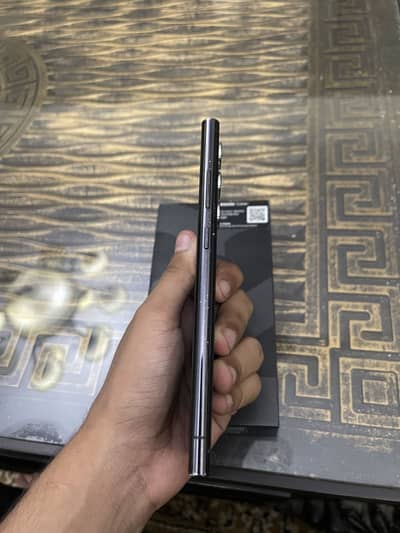 Samsung Mobile S22 Ultra