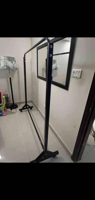 Cloth Stand