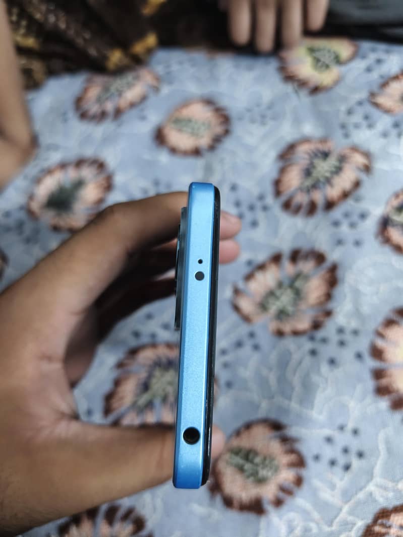 Xiaomi Redmi Note 12 4