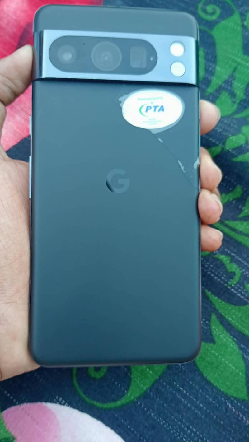 Google Pixel 8 Pro 2
