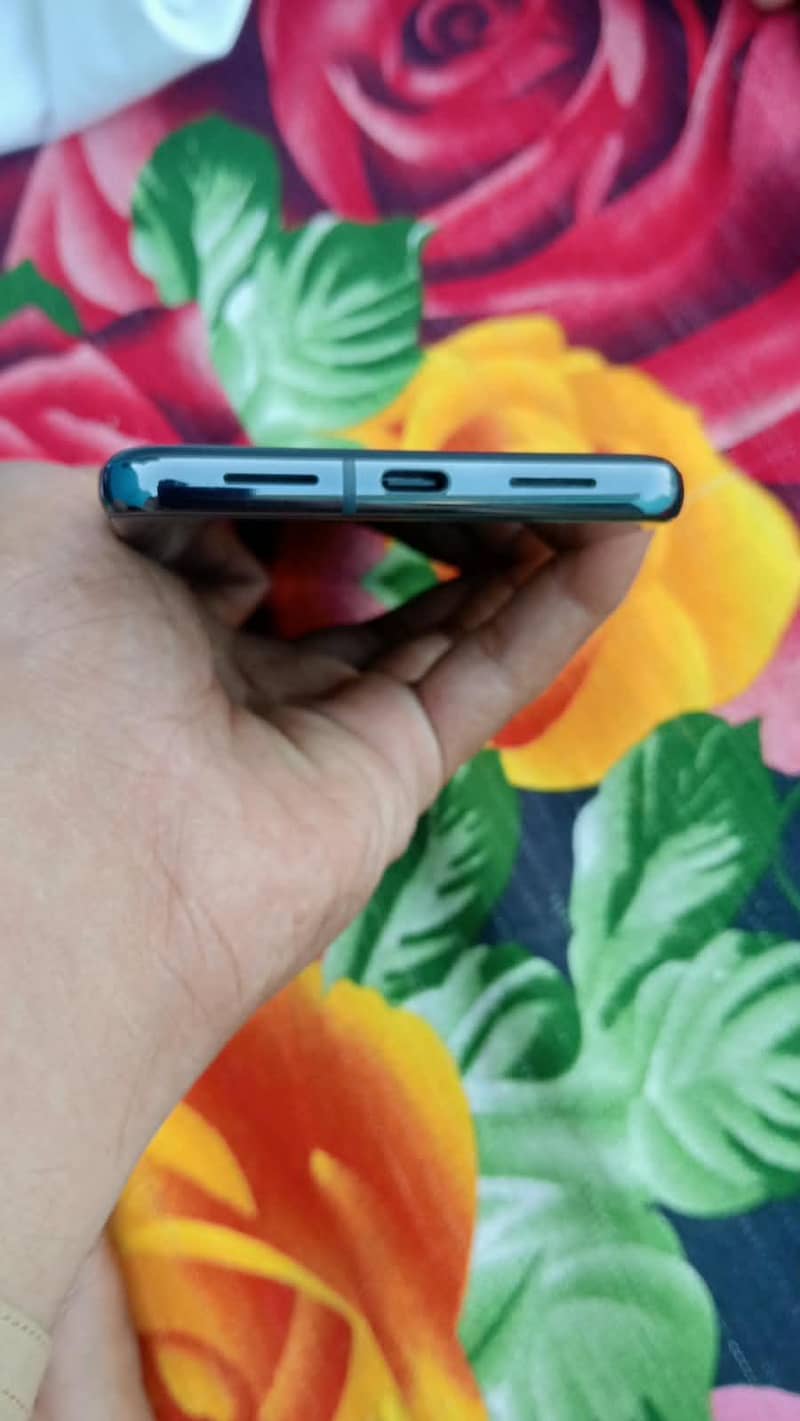 Google Pixel 8 Pro 3