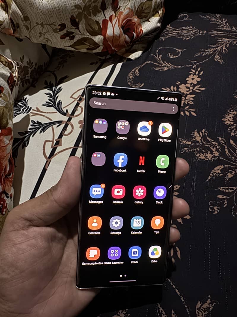 Samsung Mobile Note 10 Plus 1
