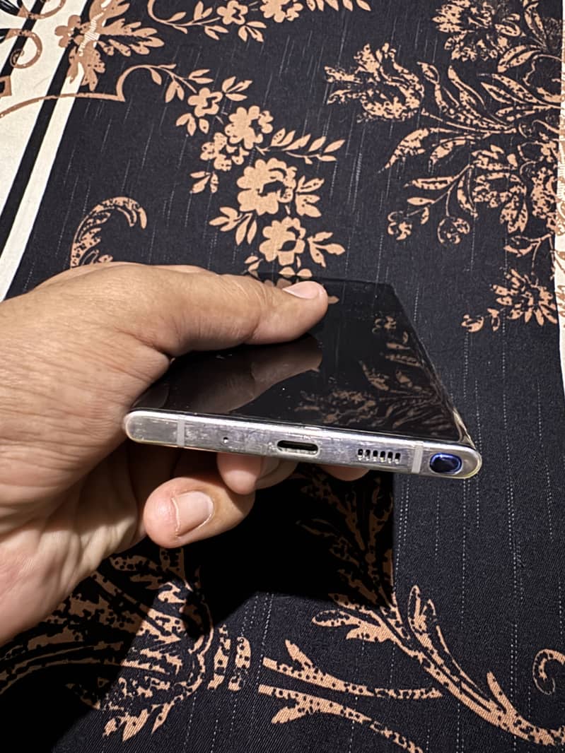 Samsung Mobile Note 10 Plus 5