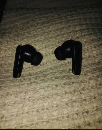 audionic new air buds best condtion