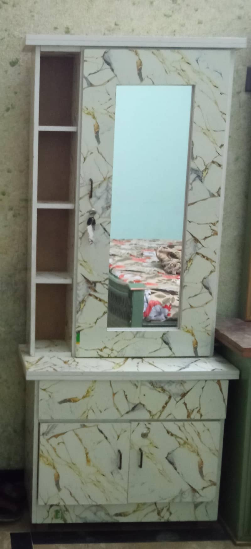 dressing table 2