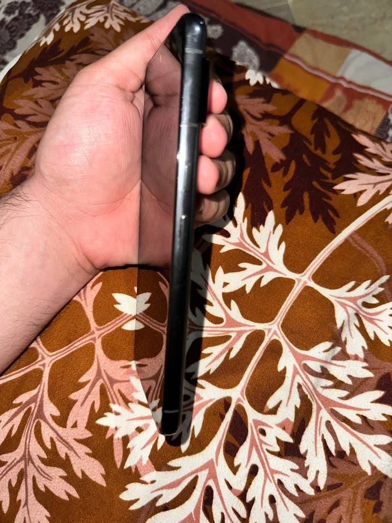 Google Pixel 8 Pro 2