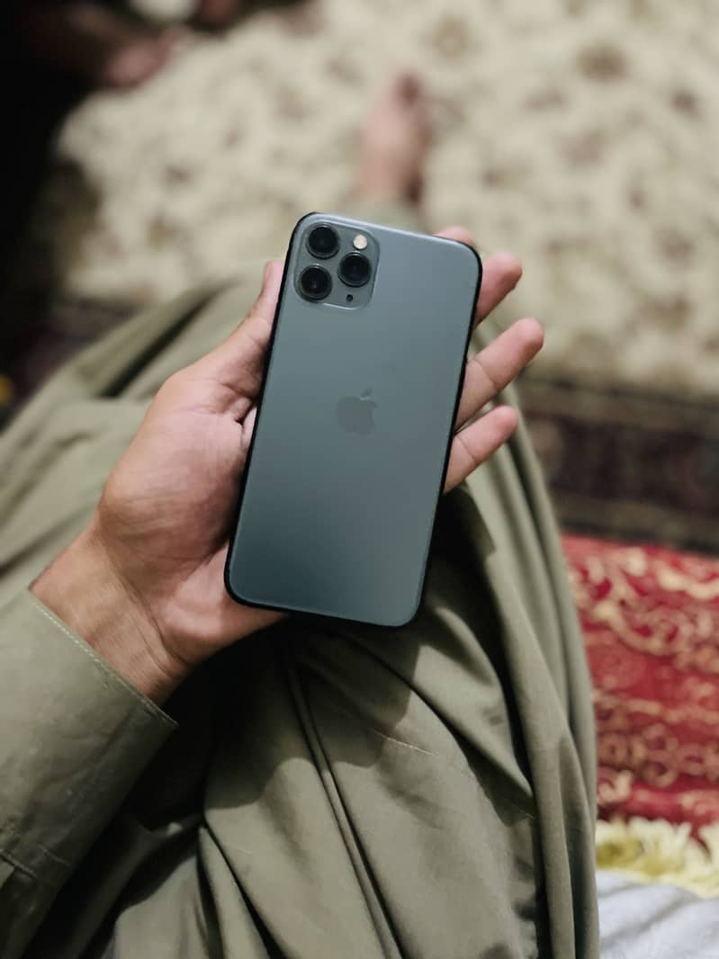 Apple iPhone 11 Pro 0