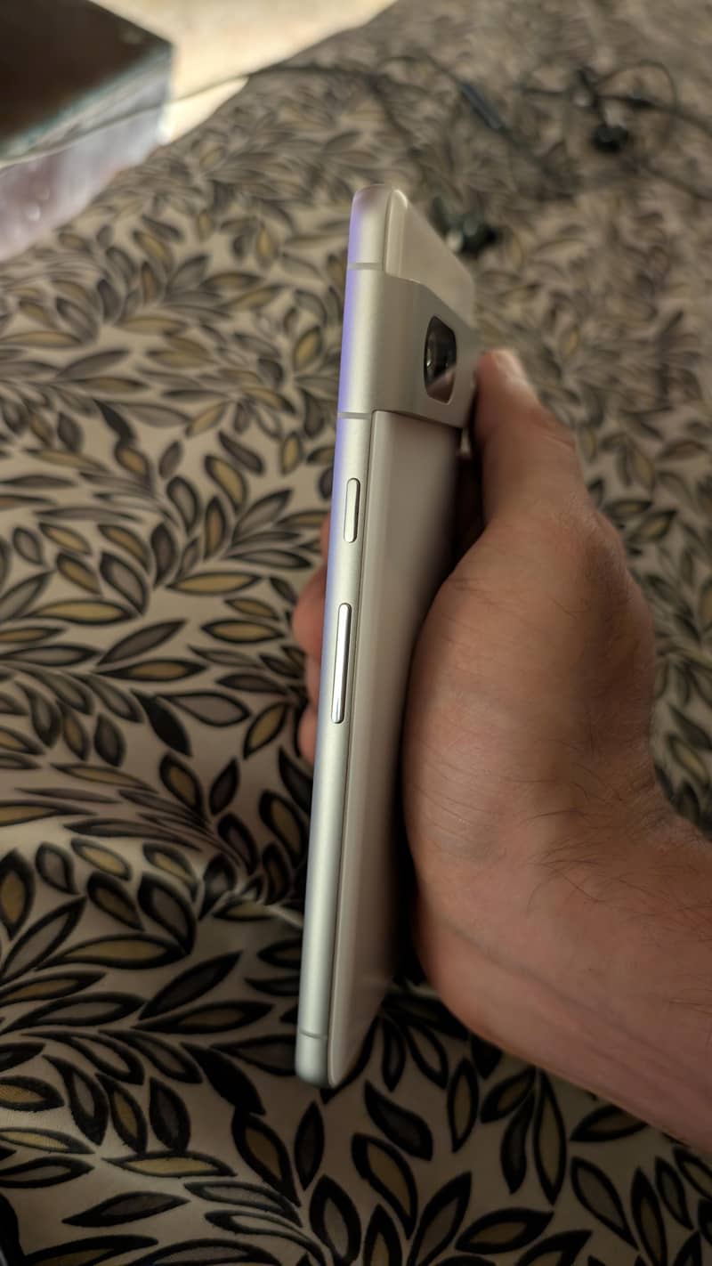 Google Pixel 7 3