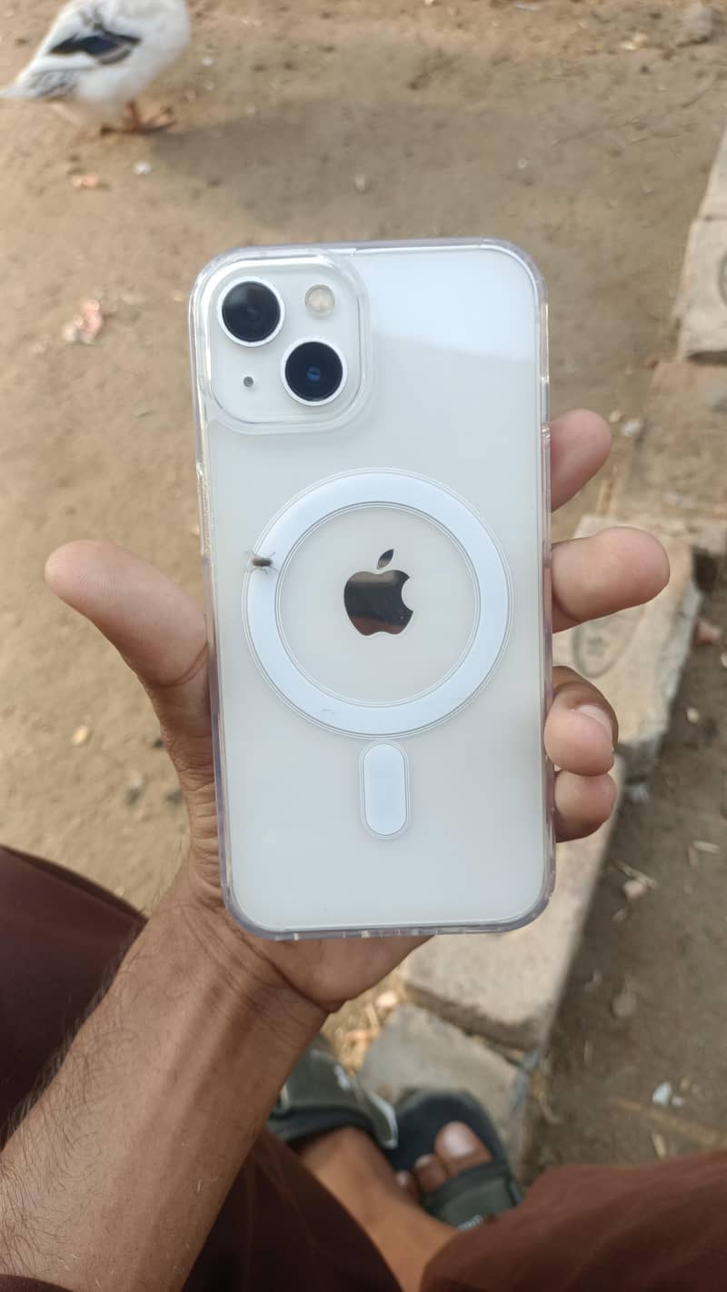 Apple iPhone 13 0