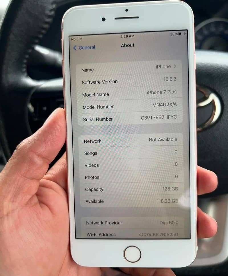 Apple iPhone 7 Plus 4