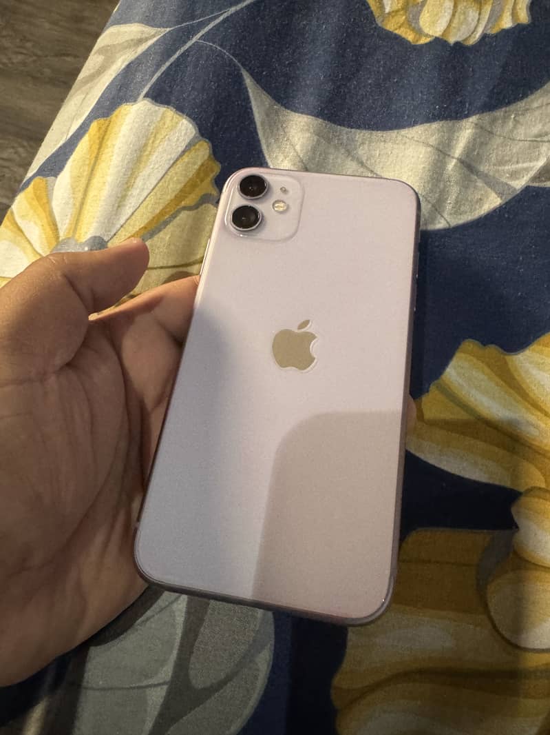 IPHONE 11 0