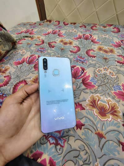 Vivo Y17