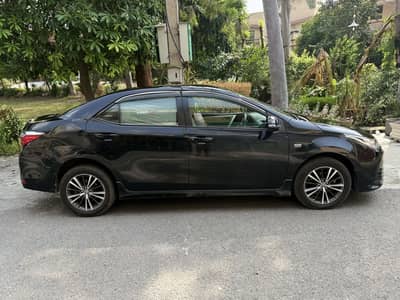 Toyota Corolla Altis 1.6 2018 total genuine