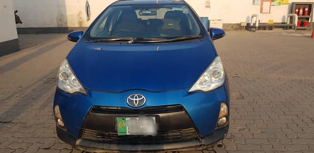 Toyota Aqua 2012