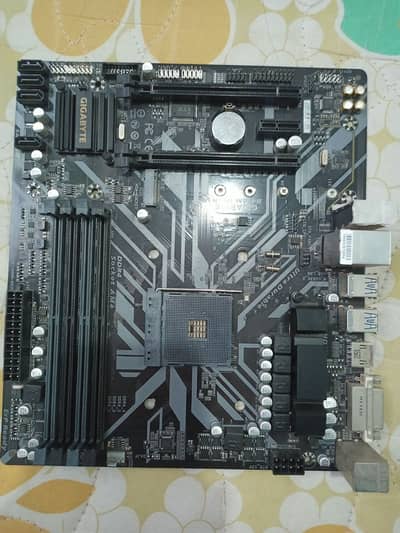 Gigabyte B450M DS3H V2 Motherboard AMD | Used | 7-Day Warranty | AM4