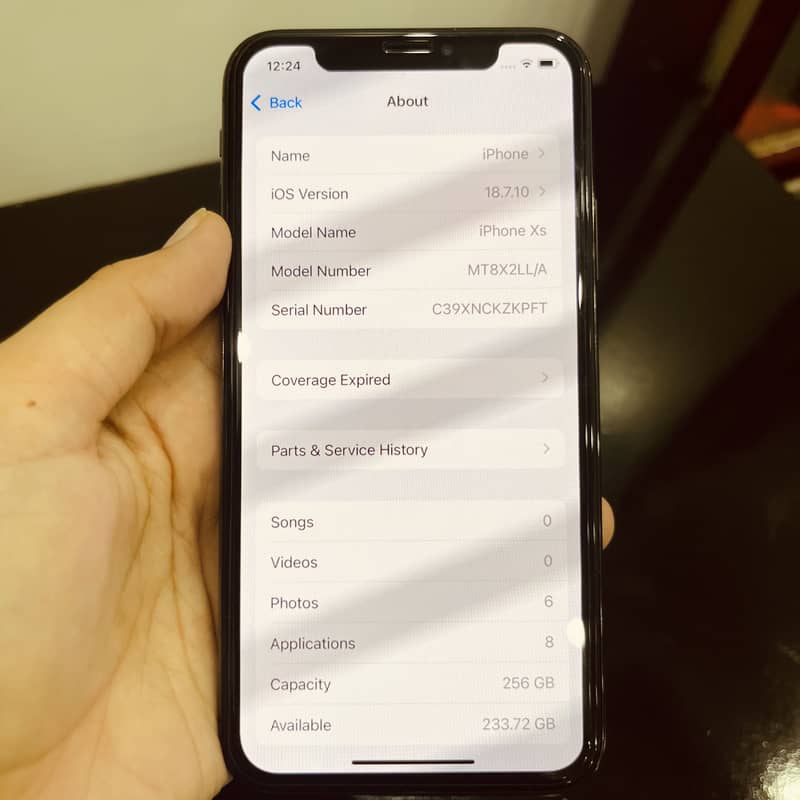 Apple iPhone XS 4