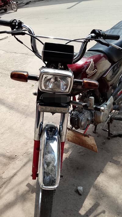 Honda CD 70 Model 2023