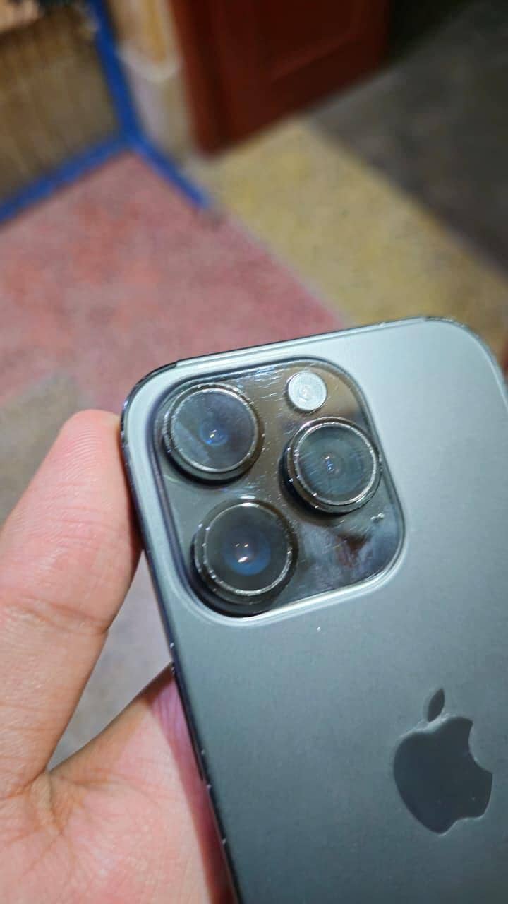 Apple iPhone 14 Pro 3