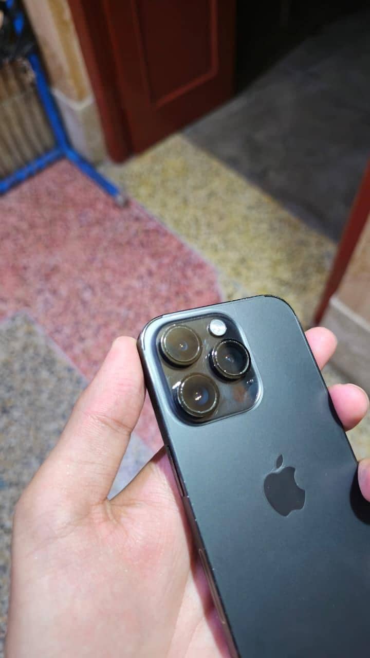 Apple iPhone 14 Pro 8