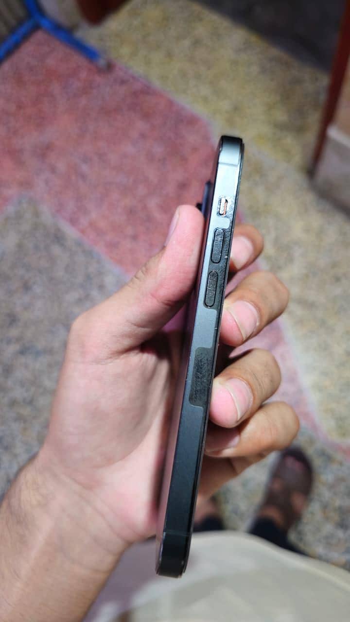 Apple iPhone 14 Pro 11
