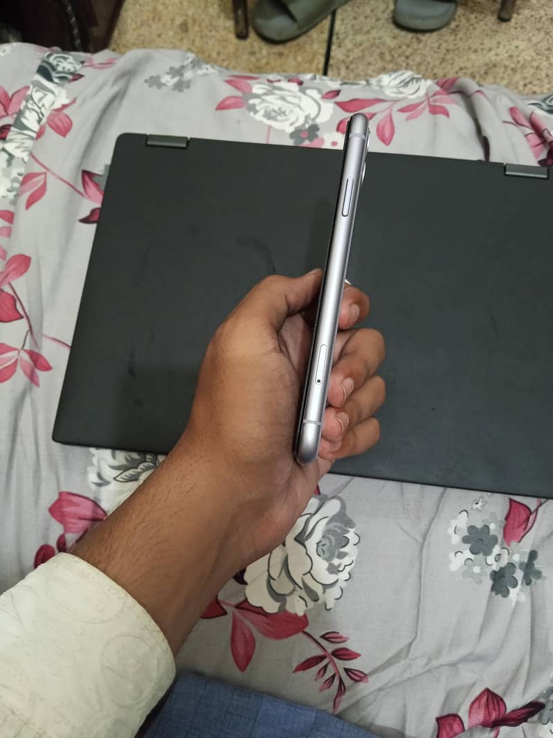 Iphone 11 3
