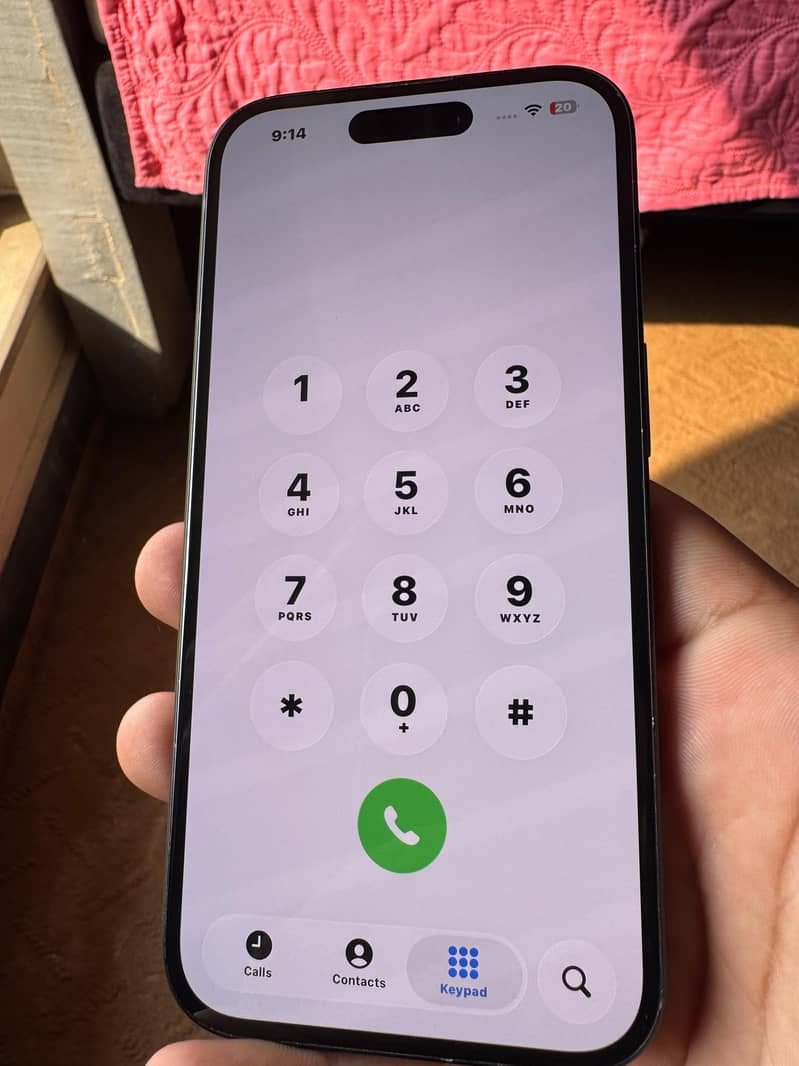 Apple iPhone 16 4