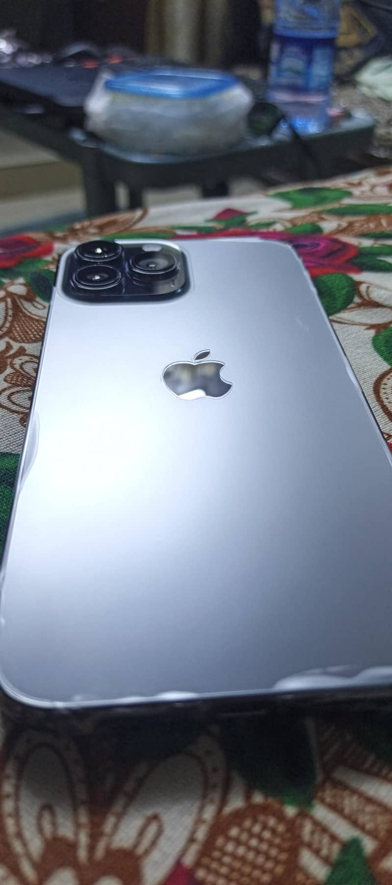 Apple iPhone 13 Pro Max 1