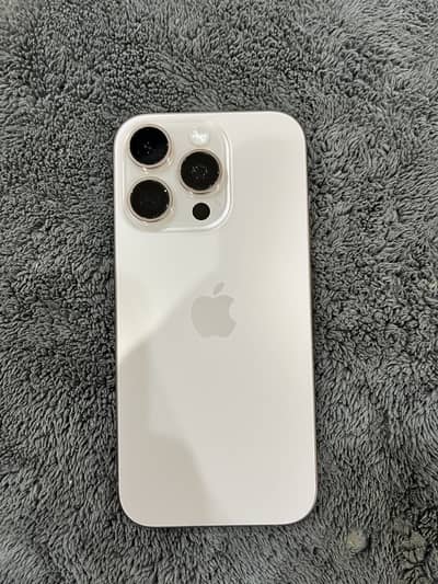 Apple iPhone 16 Pro JV water pack