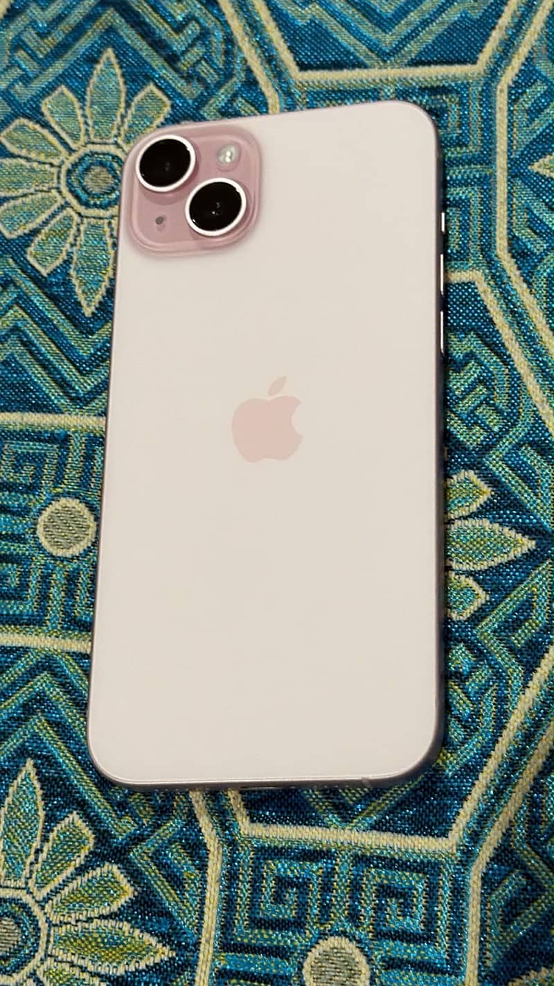 Apple iPhone 15 plus 4