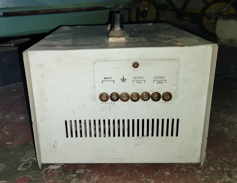 Automatic Voltage Regulator. 6