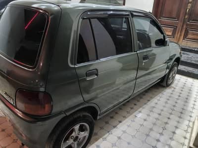 Daihatsu Cuore 2011