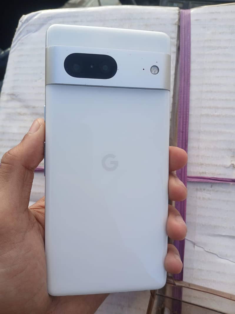 Google Pixel 7 3