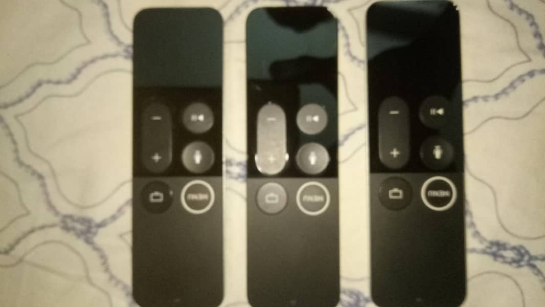Apple Remote 0