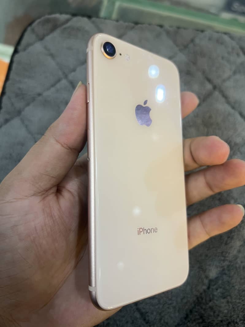Apple iPhone 8 2
