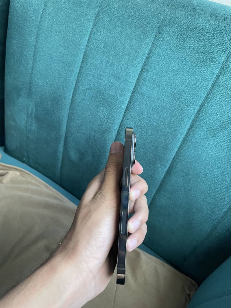 iPhone 13 Pro 3