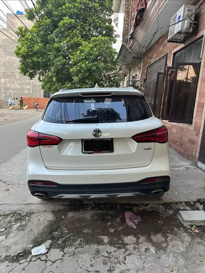 MG HS 2021