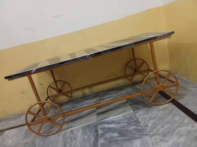 Center Table (Wheel)