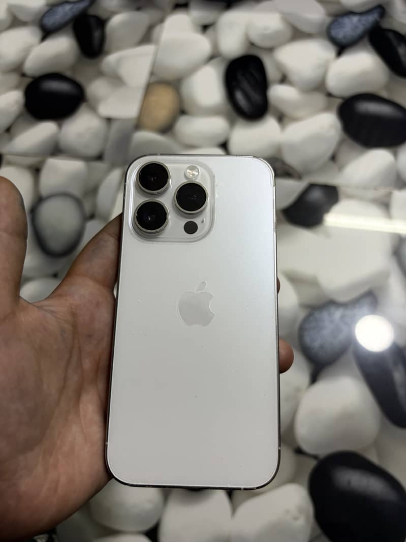iPhone 14 Pro 2