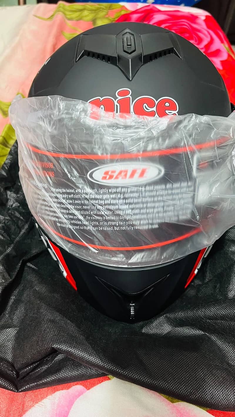 Double step full helmet 2