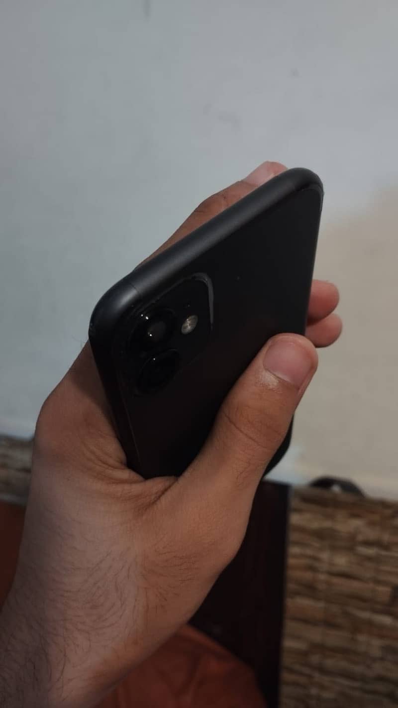 IPHONE 11 2