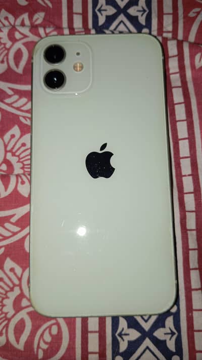 Apple iPhone 12