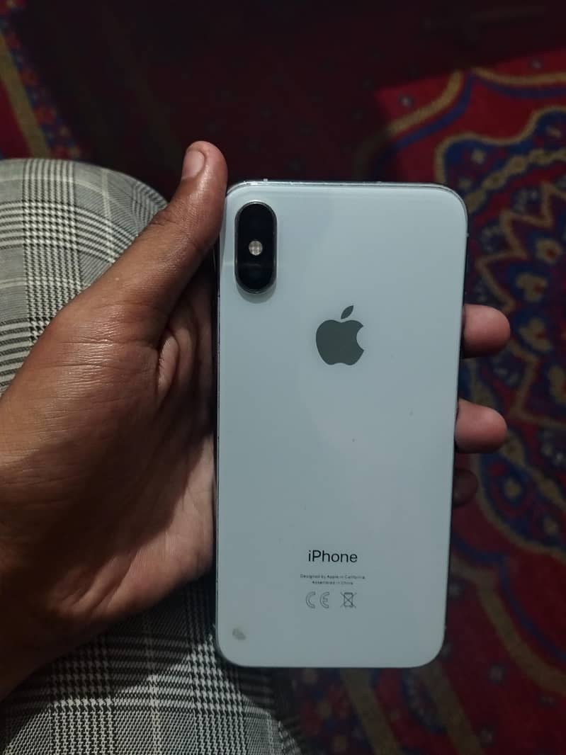 Apple iPhone XS 1